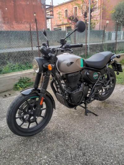 Royal Enfield HNTR 350 (2022 - 26) usata