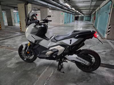 Honda X-ADV 750 (2025 - 26) usata