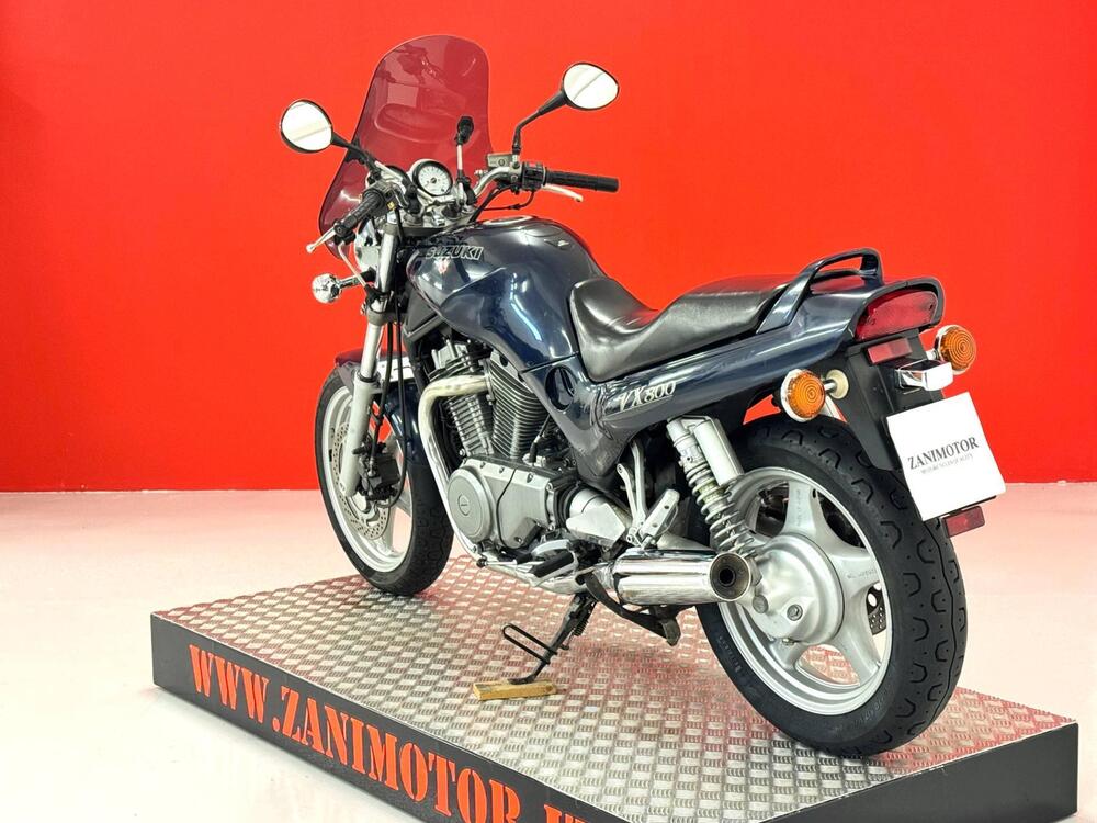 Suzuki VX 800 (6)