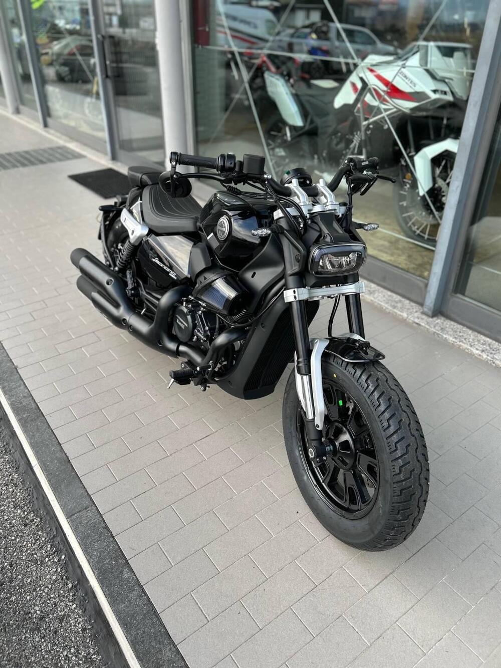 Benelli Leoncino 400 Bobber (2026) (3)