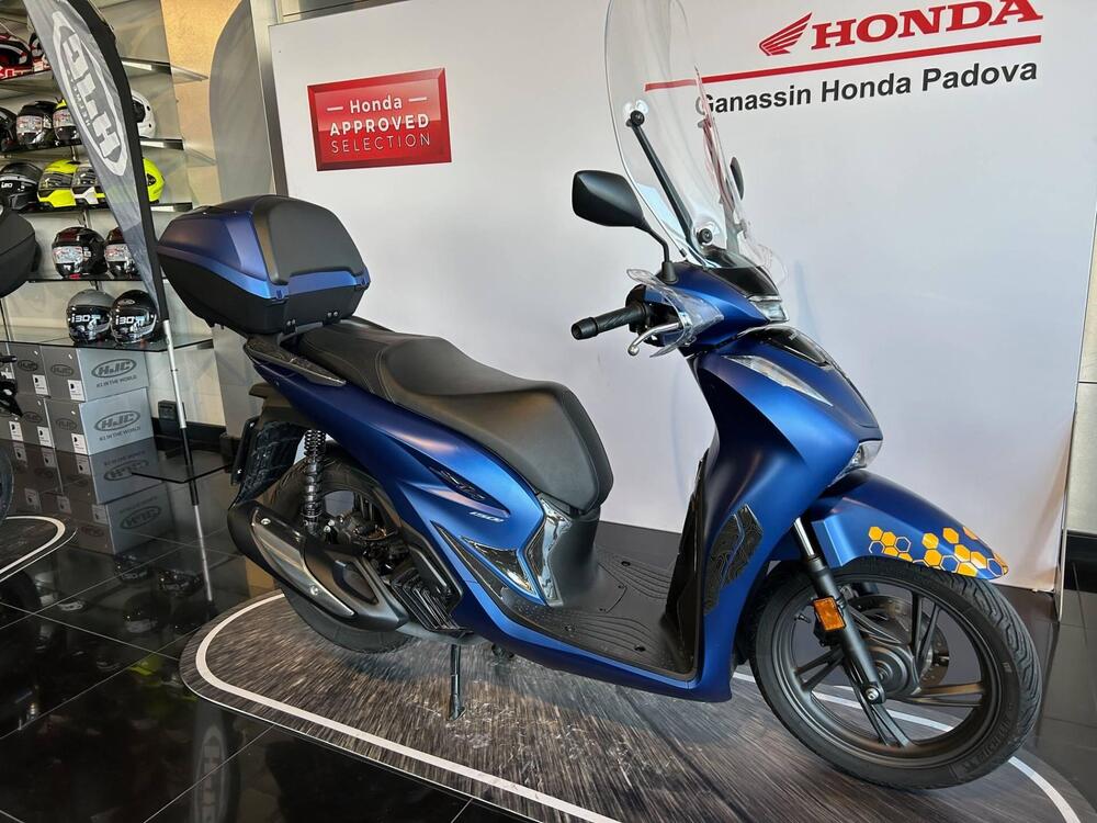 Honda SH 150i (2024 - 25) (3)