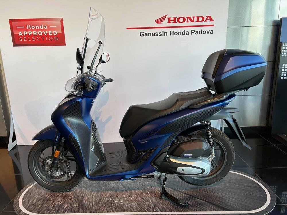 Honda SH 150i (2024 - 25) (4)