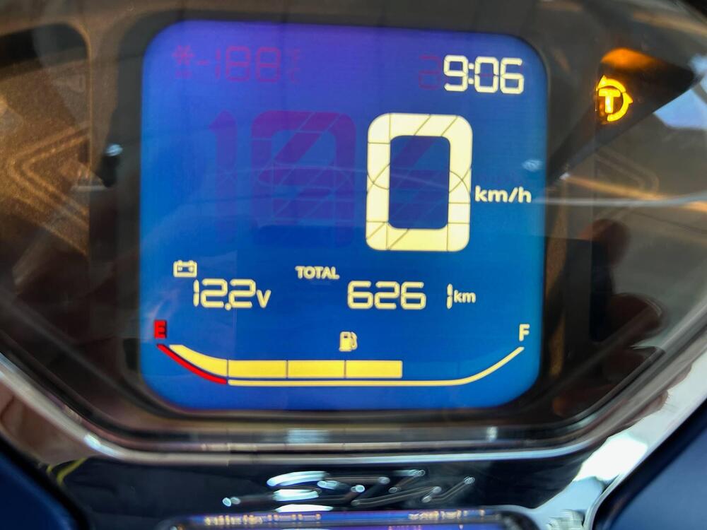 Honda SH 150i (2024 - 25) (7)