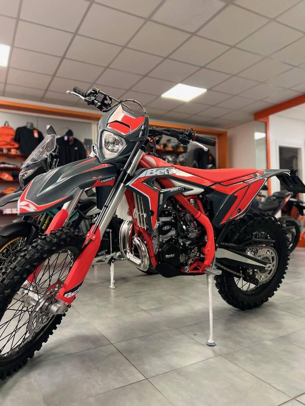 Betamotor Xtrainer 300 2T (2026) (2)