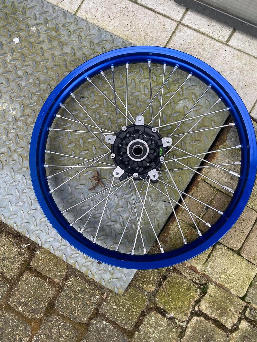 coppia cerchi yamaha tenere 700/2025 (4)