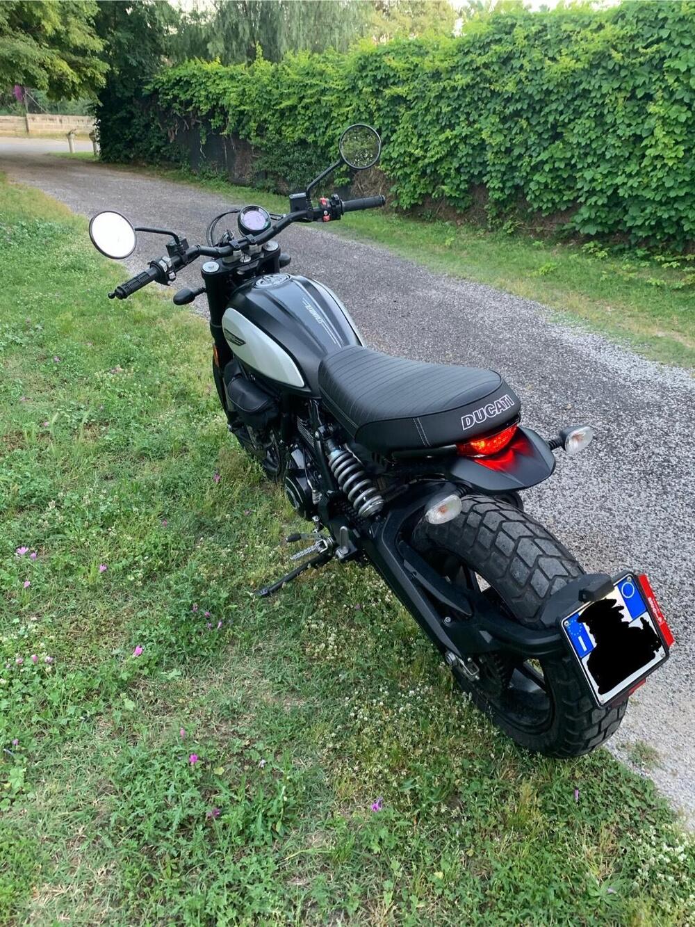 Ducati Scrambler 800 Icon Dark (2021 - 22) (8)