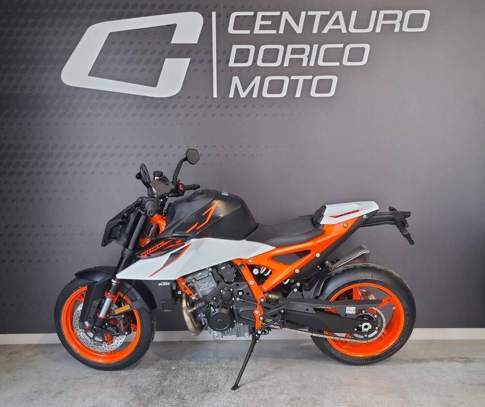 KTM 990 Duke R (2026) (2)