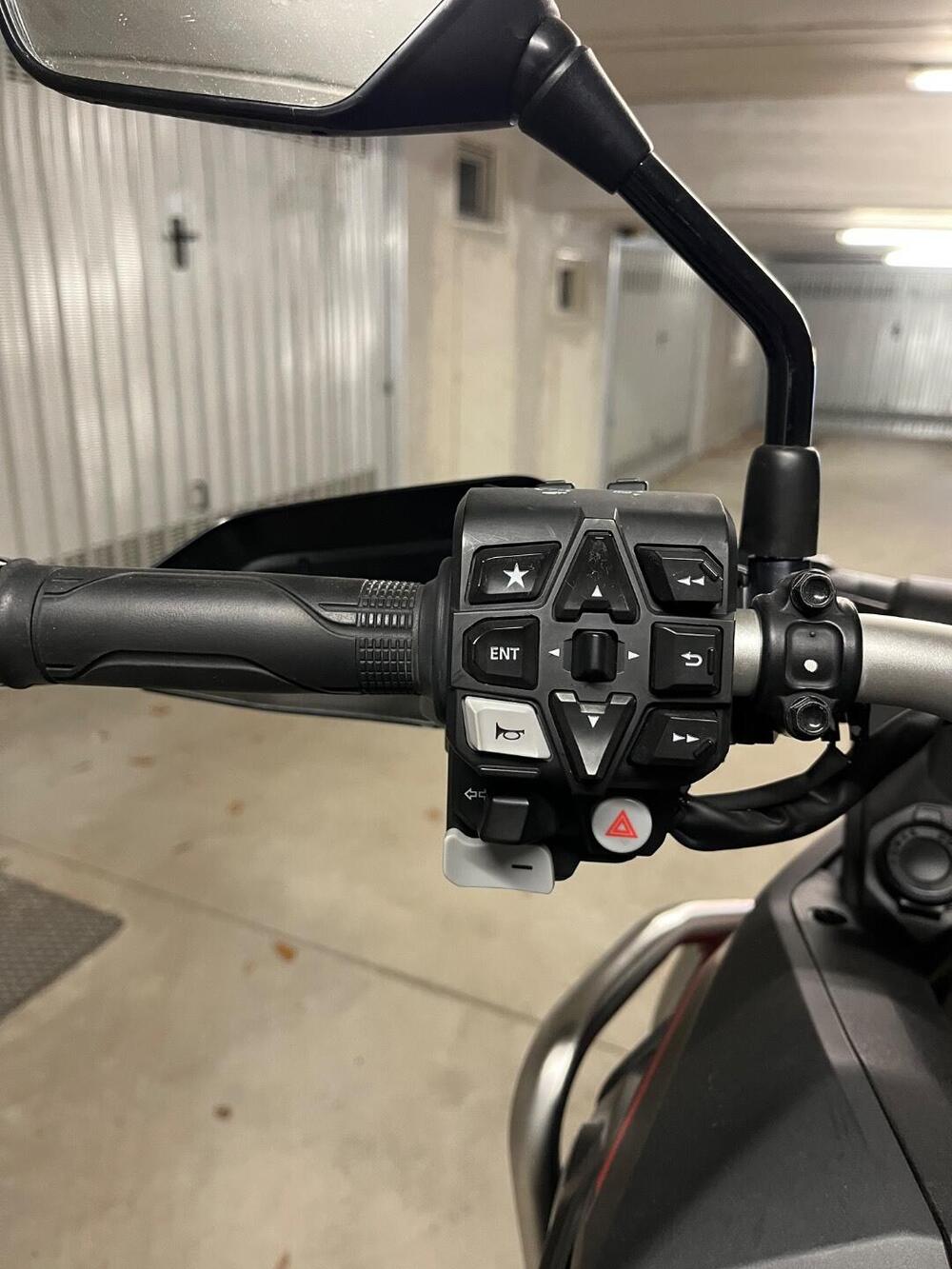 Honda Africa Twin CRF 1100L DCT (2020 - 21) (6)