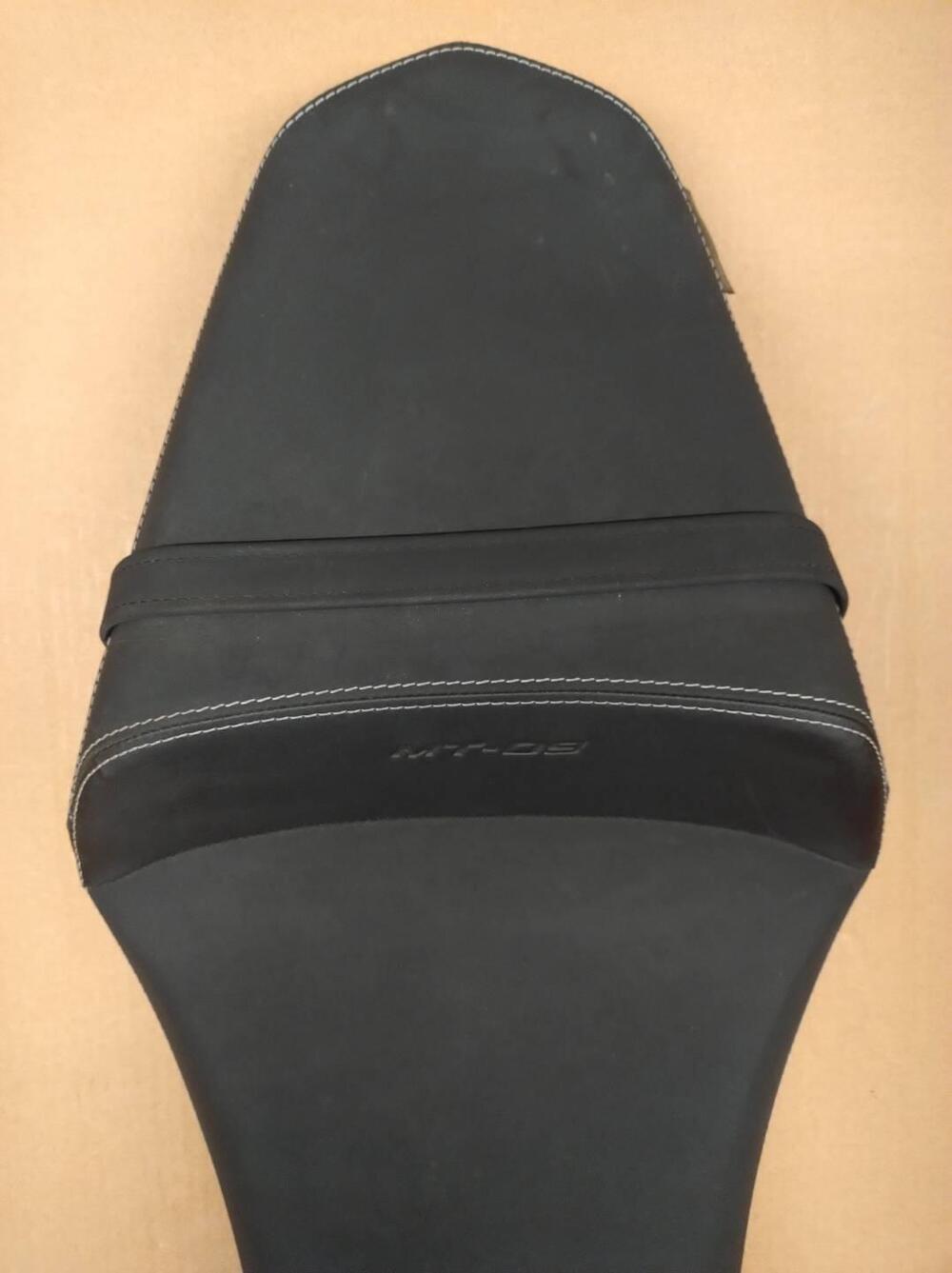 Sella Comfort Originale Yamaha MT-09 ‘17 → ‘20 (2)