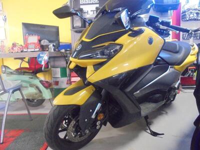 Yamaha T-Max 560 (2022 - 24) usata