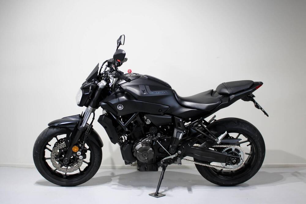 Yamaha MT-07 (2017 - 18) (4)