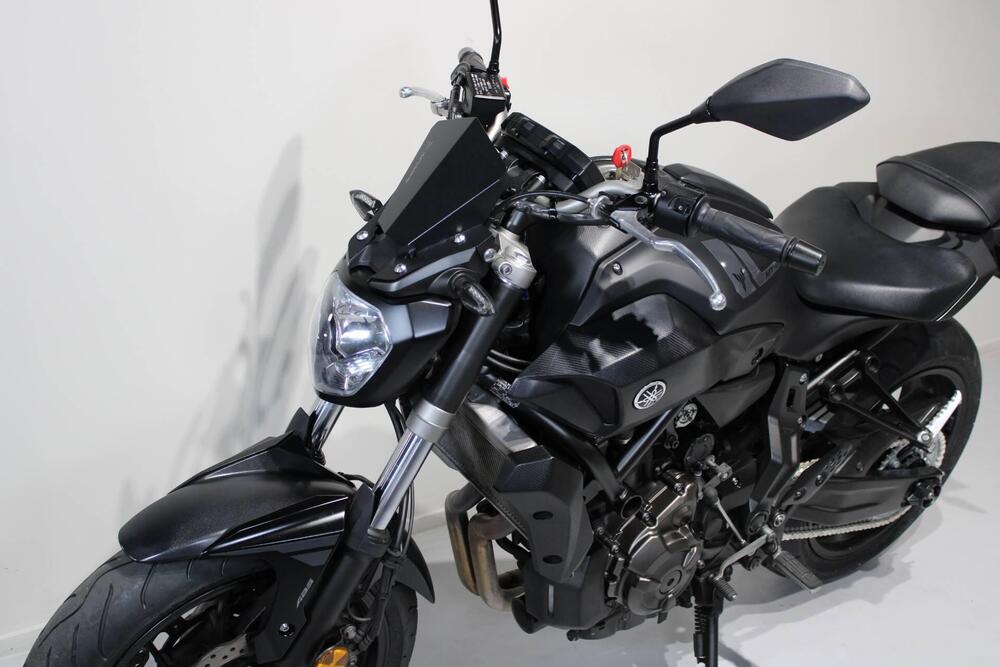 Yamaha MT-07 (2017 - 18) (8)