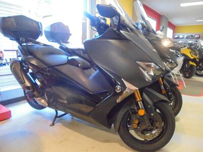 Yamaha T-Max 530 SX (2017 - 19) usata