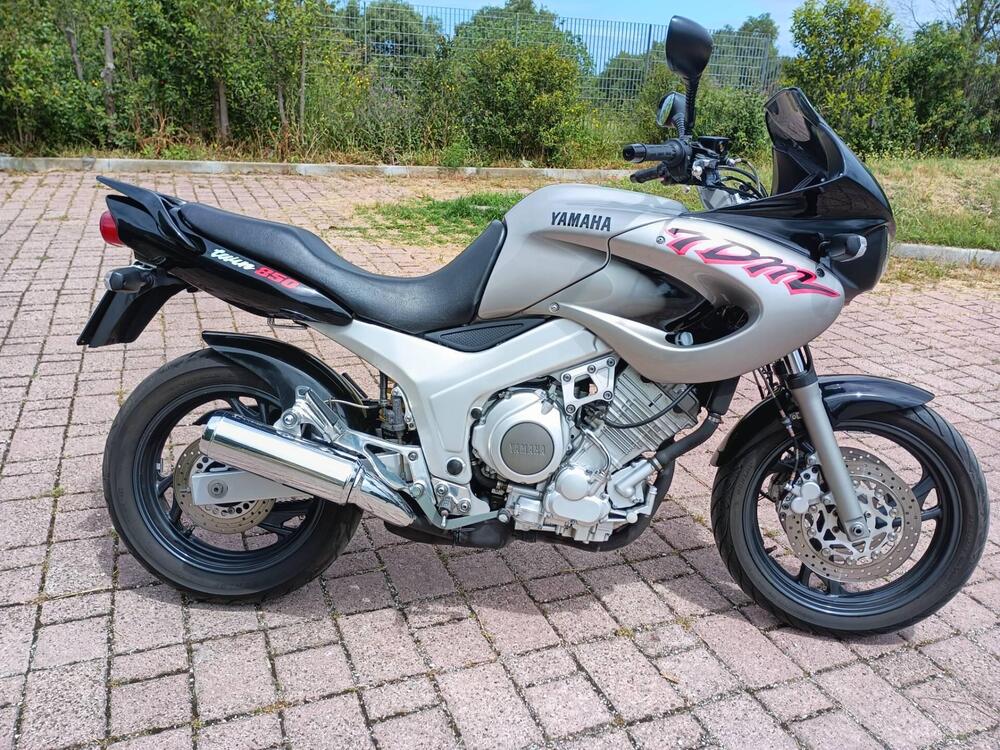 Yamaha TDM 850 (1996 - 01) (4)