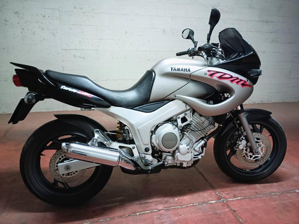 Yamaha TDM 850 (1996 - 01) (5)