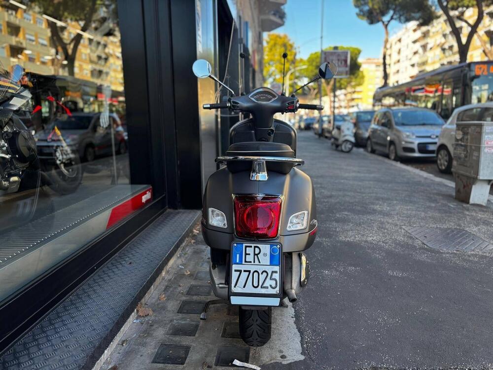 Vespa GTS 300 Super Sport (2017 - 19) (4)