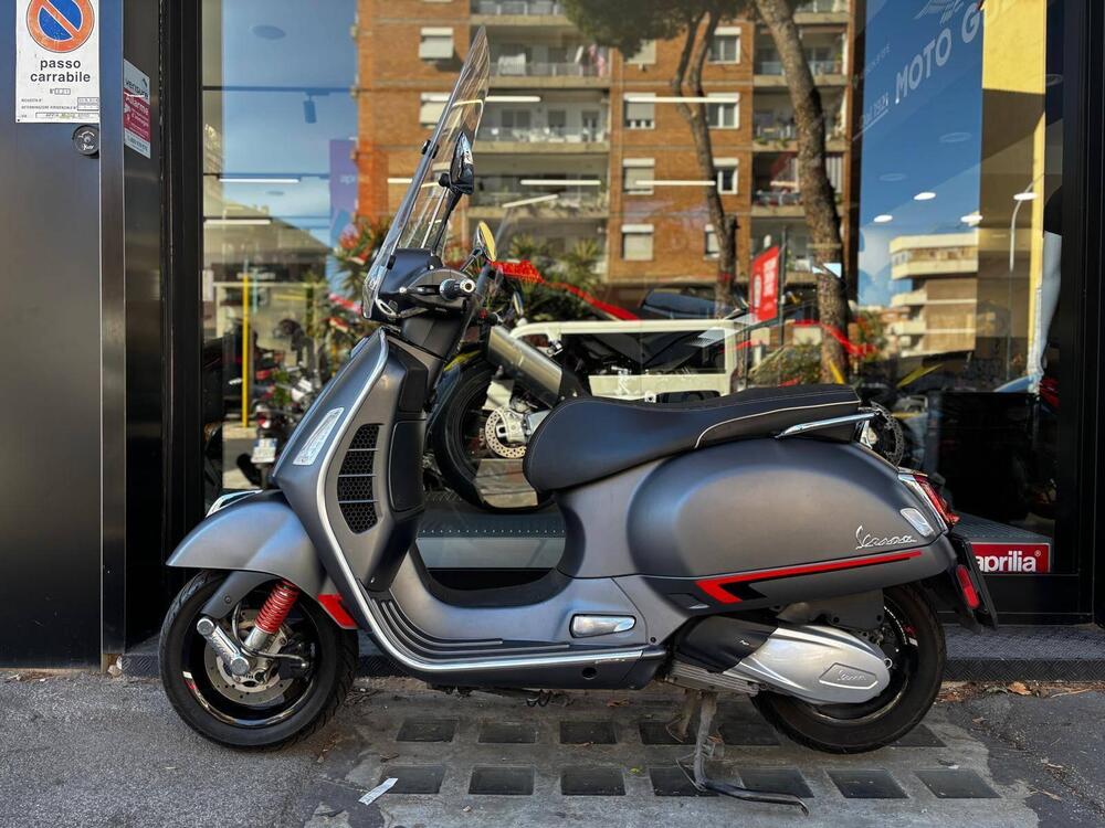 Vespa GTS 300 Super Sport (2017 - 19) (5)