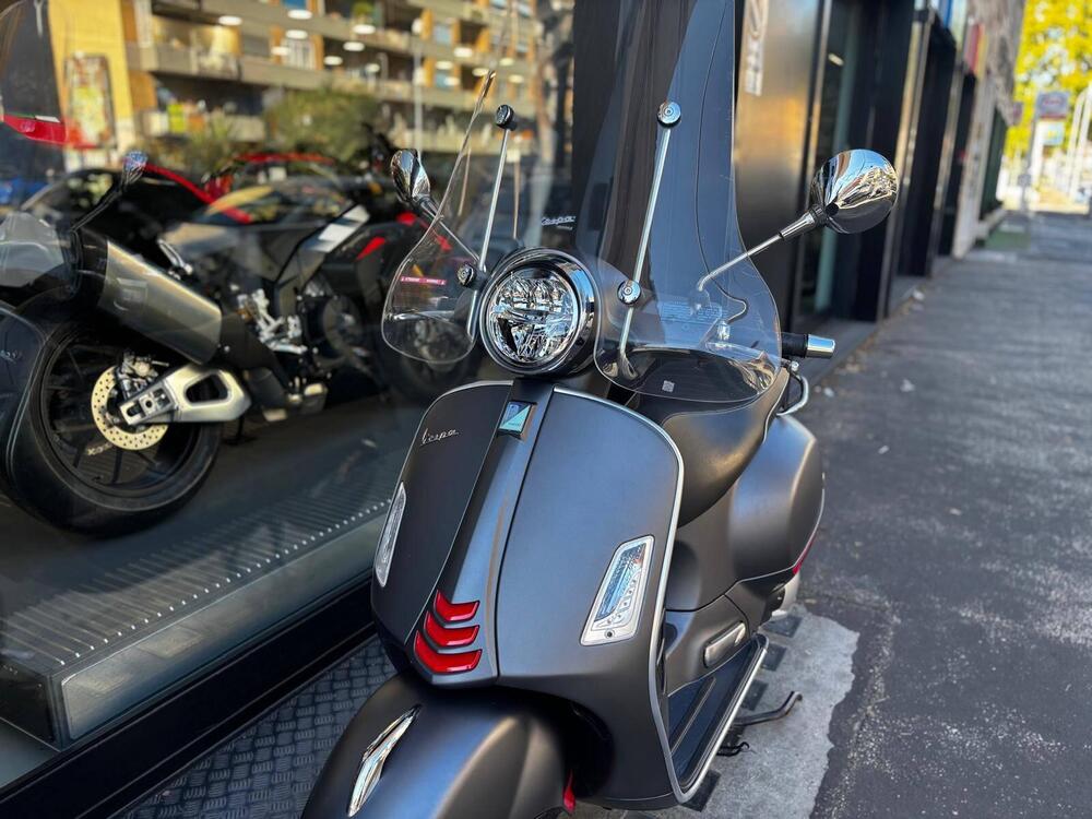 Vespa GTS 300 Super Sport (2017 - 19) (10)