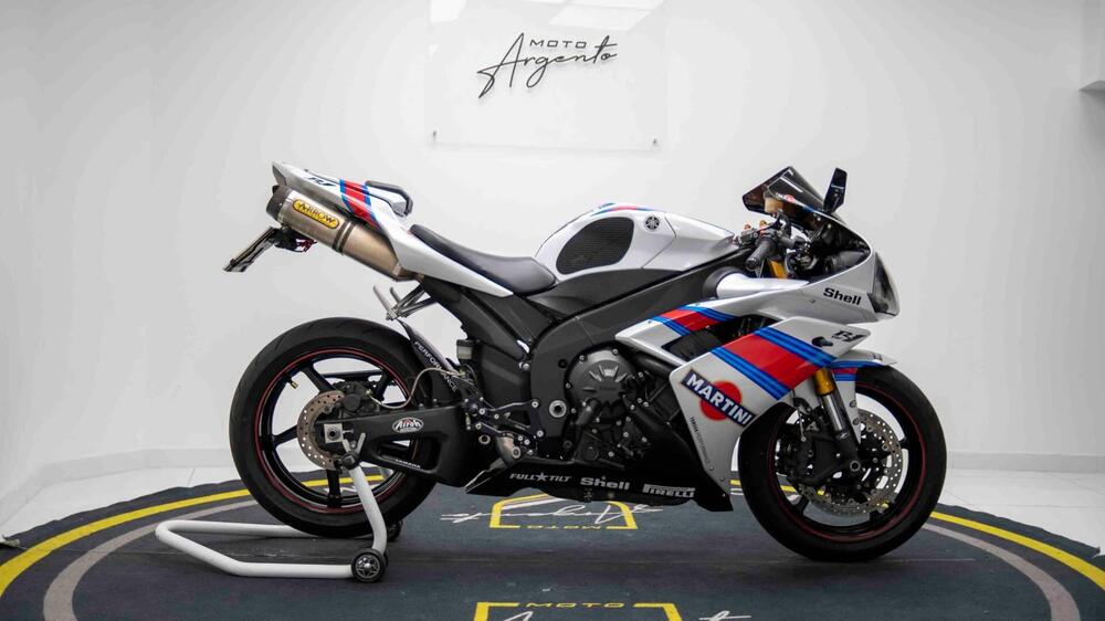 Yamaha YZF R1 (2009 - 11) (2)