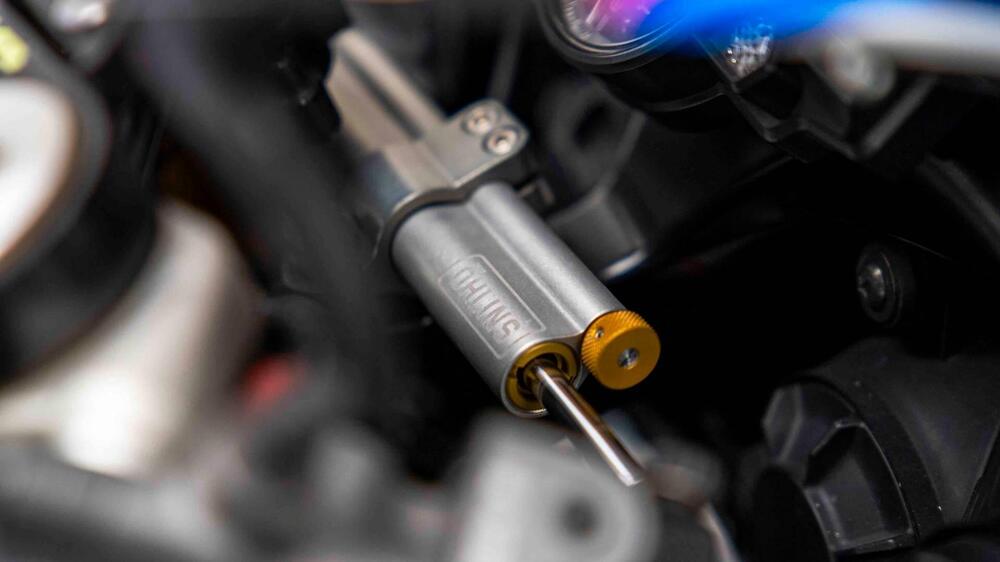 Yamaha YZF R1 (2009 - 11) (11)