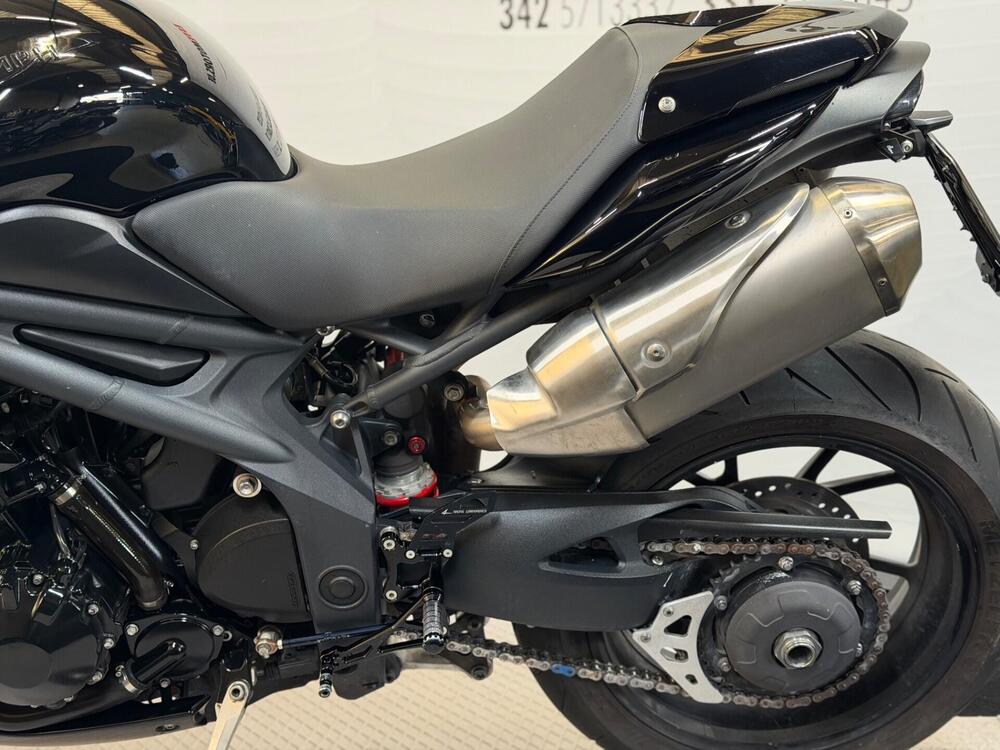 Triumph Speed Triple 1050 ABS (2011 - 15) (9)