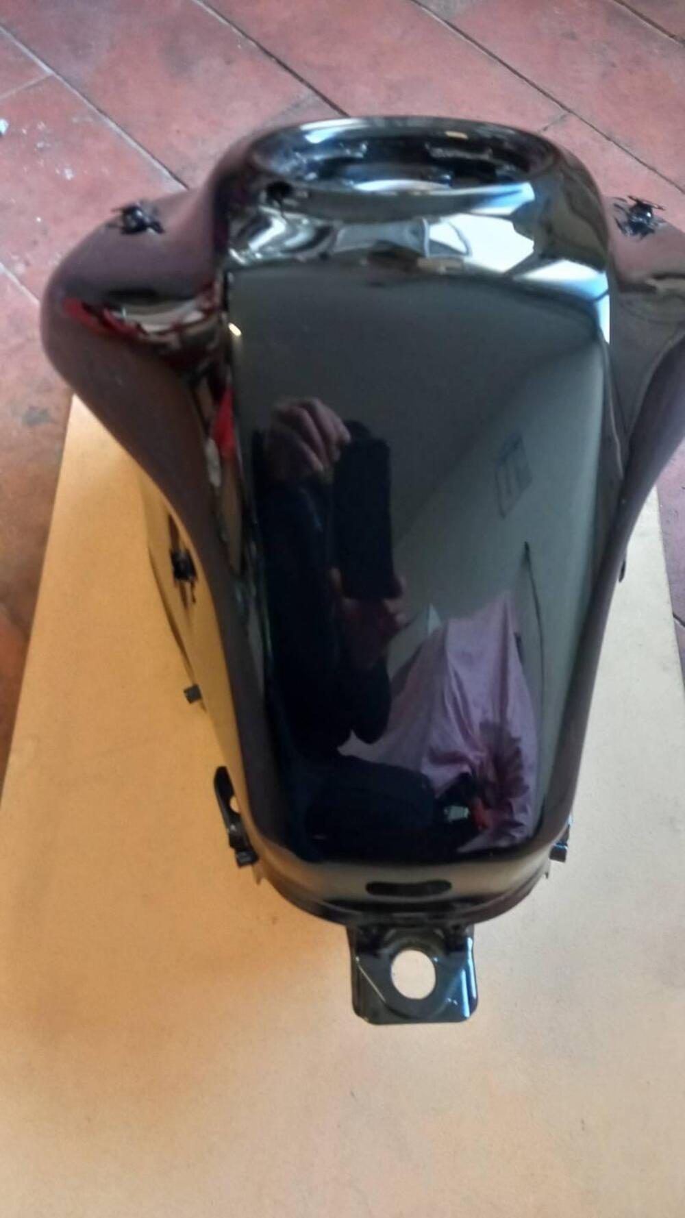 Serbatoio carburante Per KTM Duke 125-390 (2)