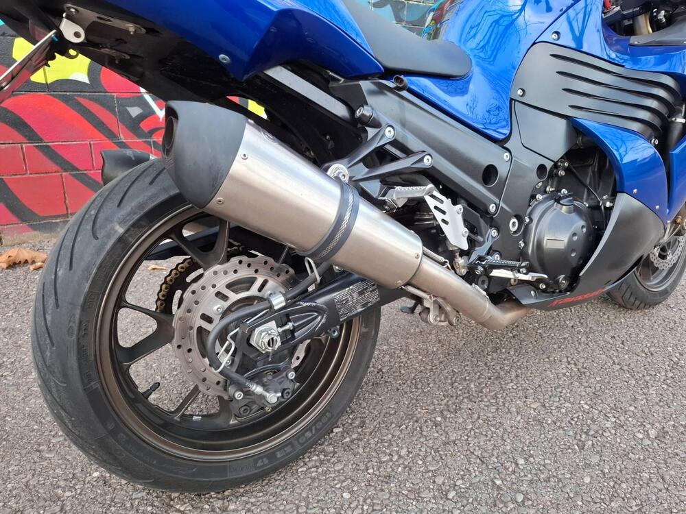 Kawasaki ZZR 1400 (2006 - 11) (9)