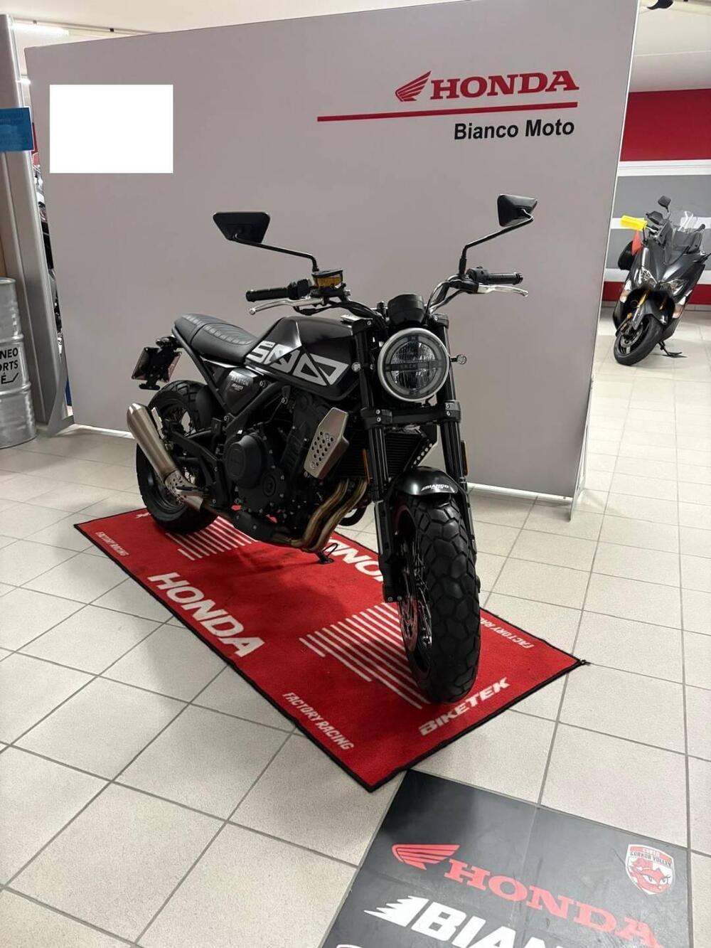 Brixton Motorcycles Crossfire 500 X (2021 - 26)