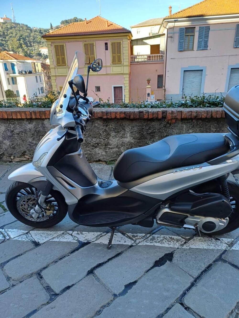Piaggio Beverly 300 S i.e. ABS-ASR (2016 - 20) (6)