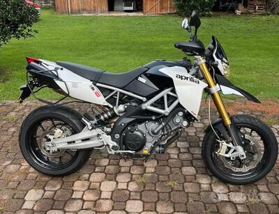 Aprilia Dorsoduro 750 (2009 - 14) usata