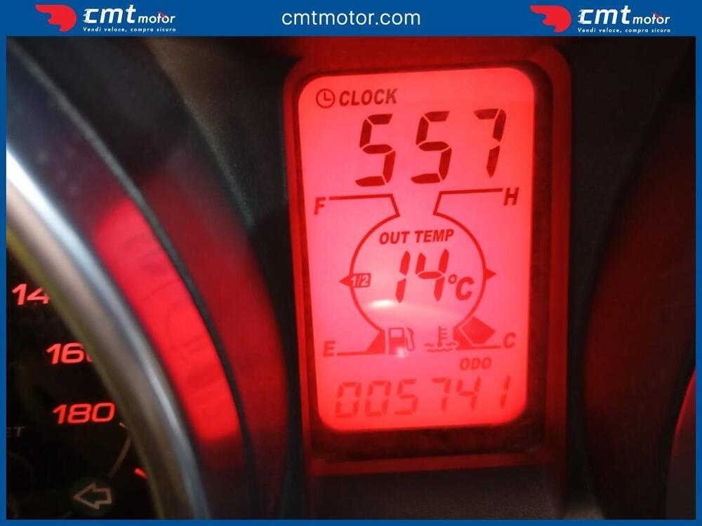 Yamaha X-Max 400 (2013 - 16) (5)