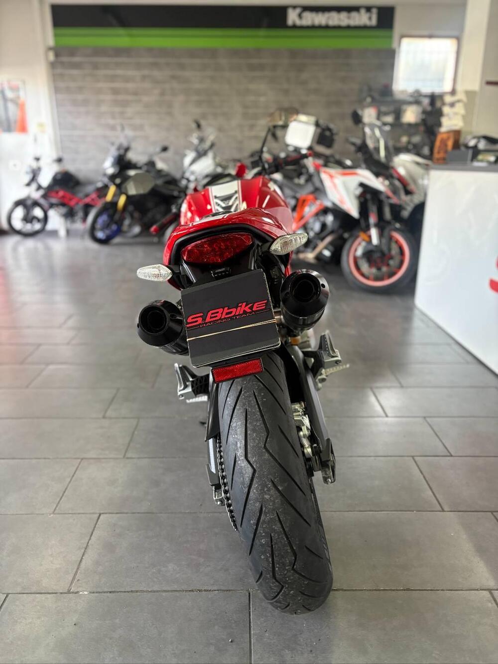 Ducati Monster 696 (2008 - 13) (7)