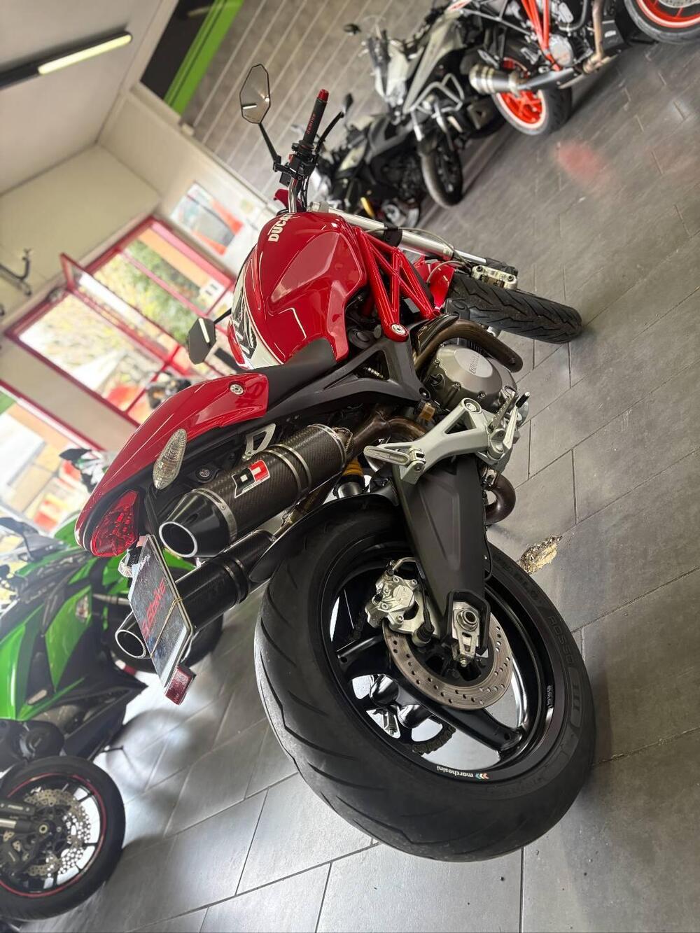 Ducati Monster 696 (2008 - 13) (4)