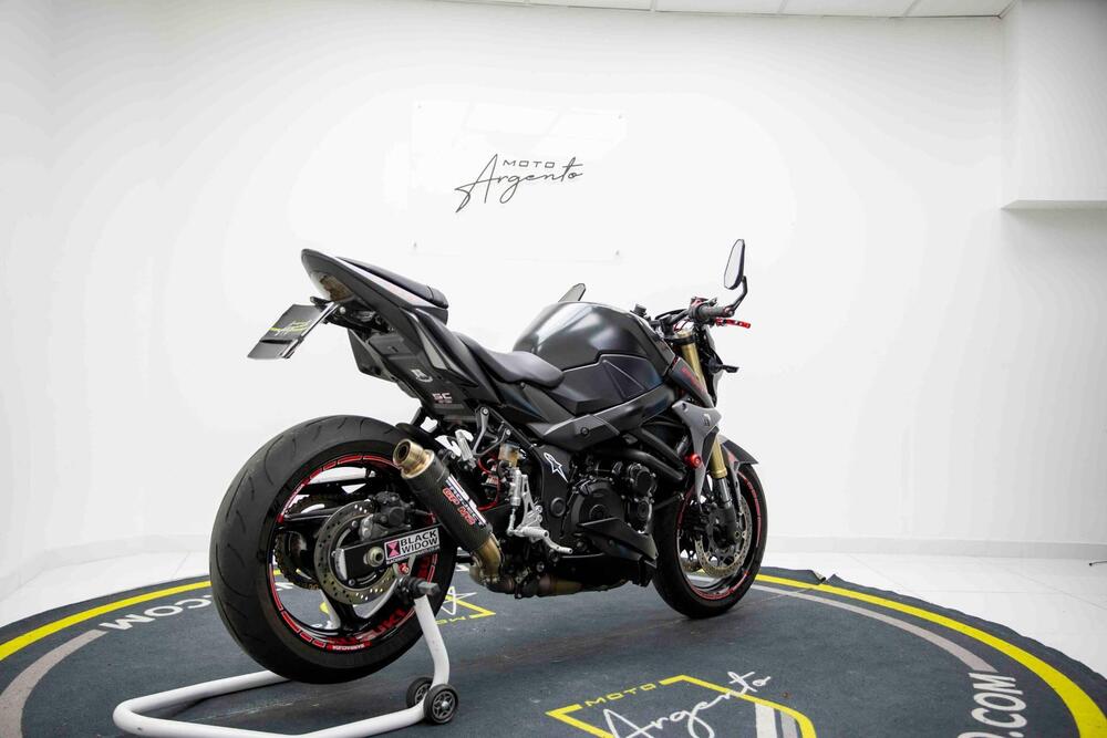 Suzuki GSR 750 Mat Black L.E. (2013 - 14) (3)