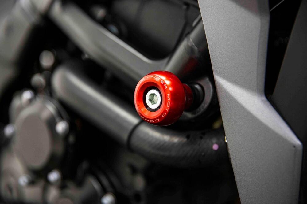 Suzuki GSR 750 Mat Black L.E. (2013 - 14) (17)