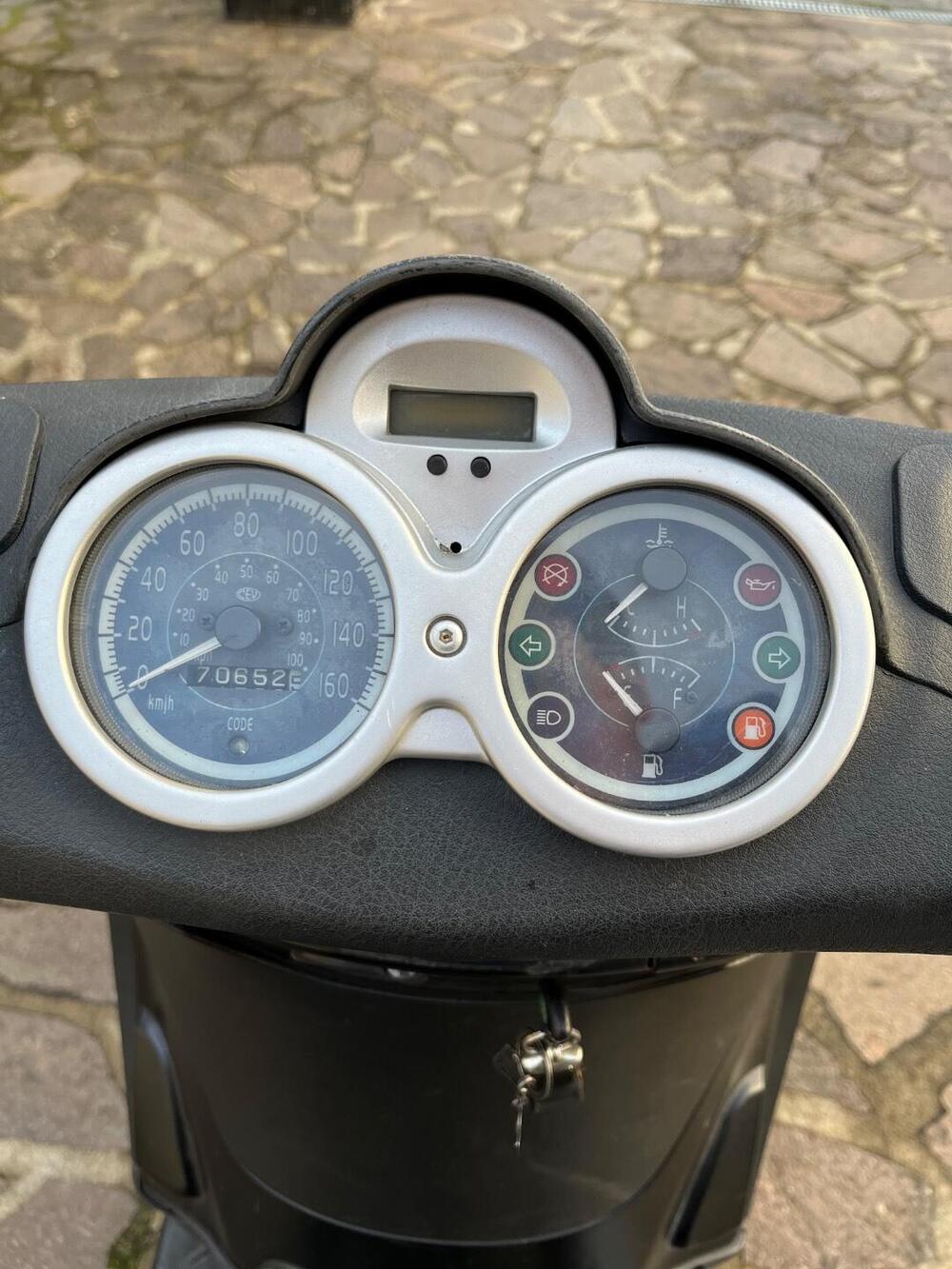 Piaggio Beverly 125 S i.e. (2010 - 17) (2)