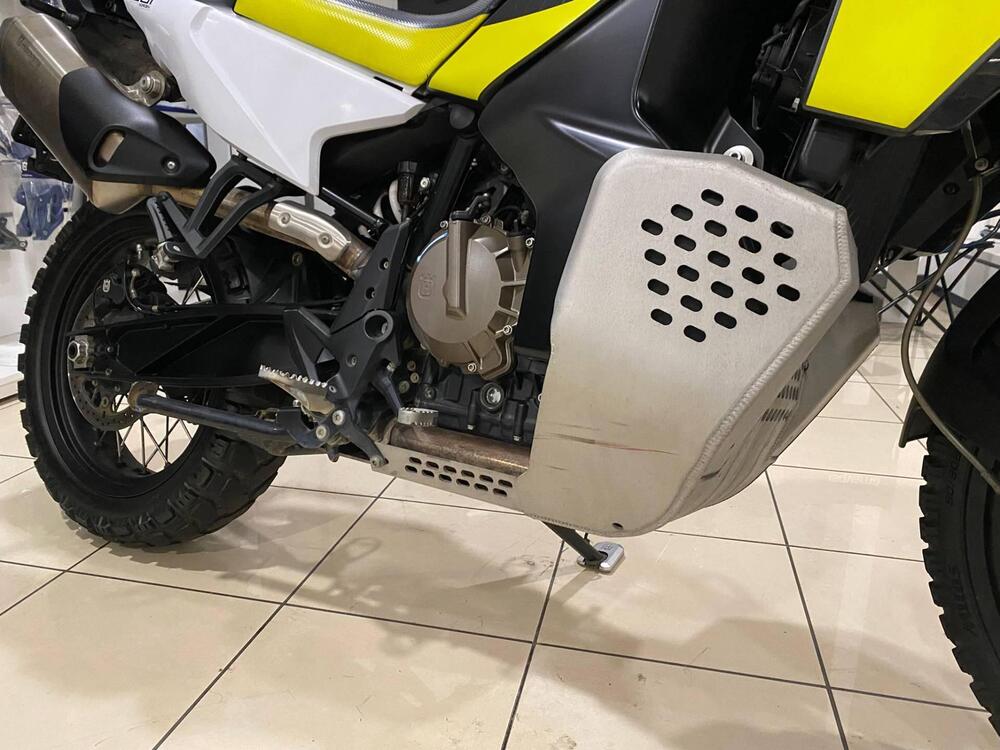 Husqvarna Norden 901 (2022 - 26) (3)