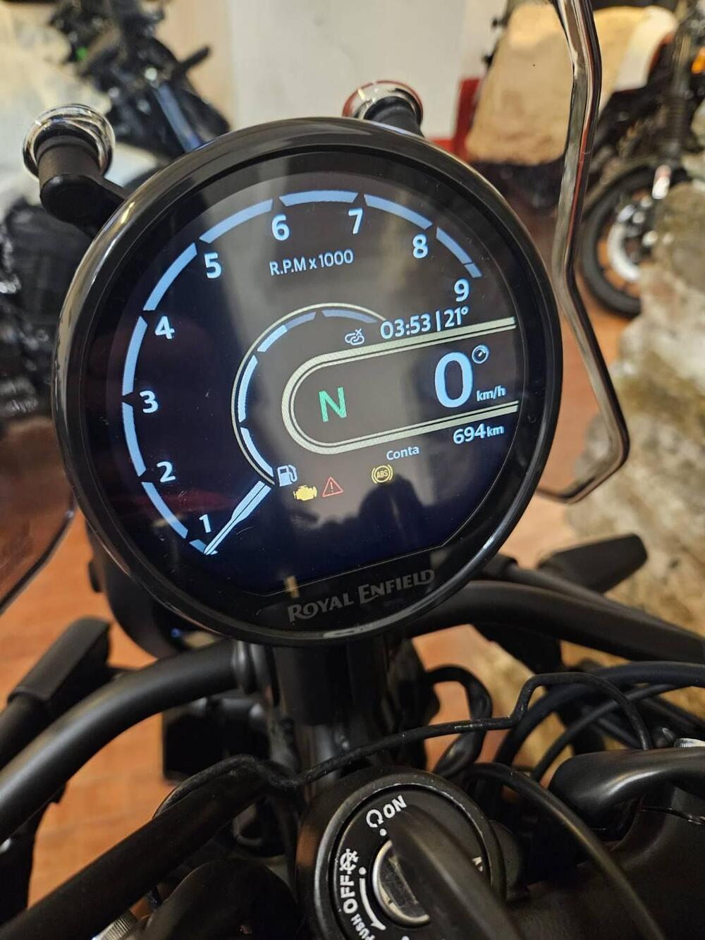 Royal Enfield Himalayan 450 (2024 - 26) (3)