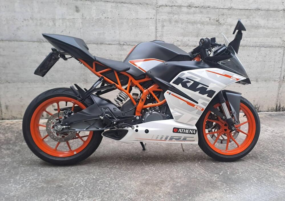 KTM RC 390 ABS (2015 - 16) (2)