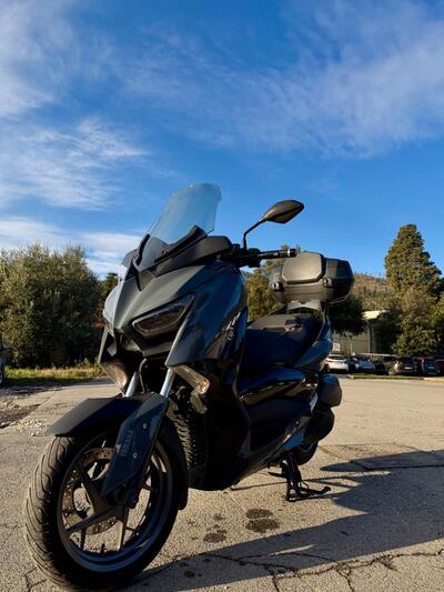 Yamaha X-Max 300 Tech Max (2021 - 24) usata