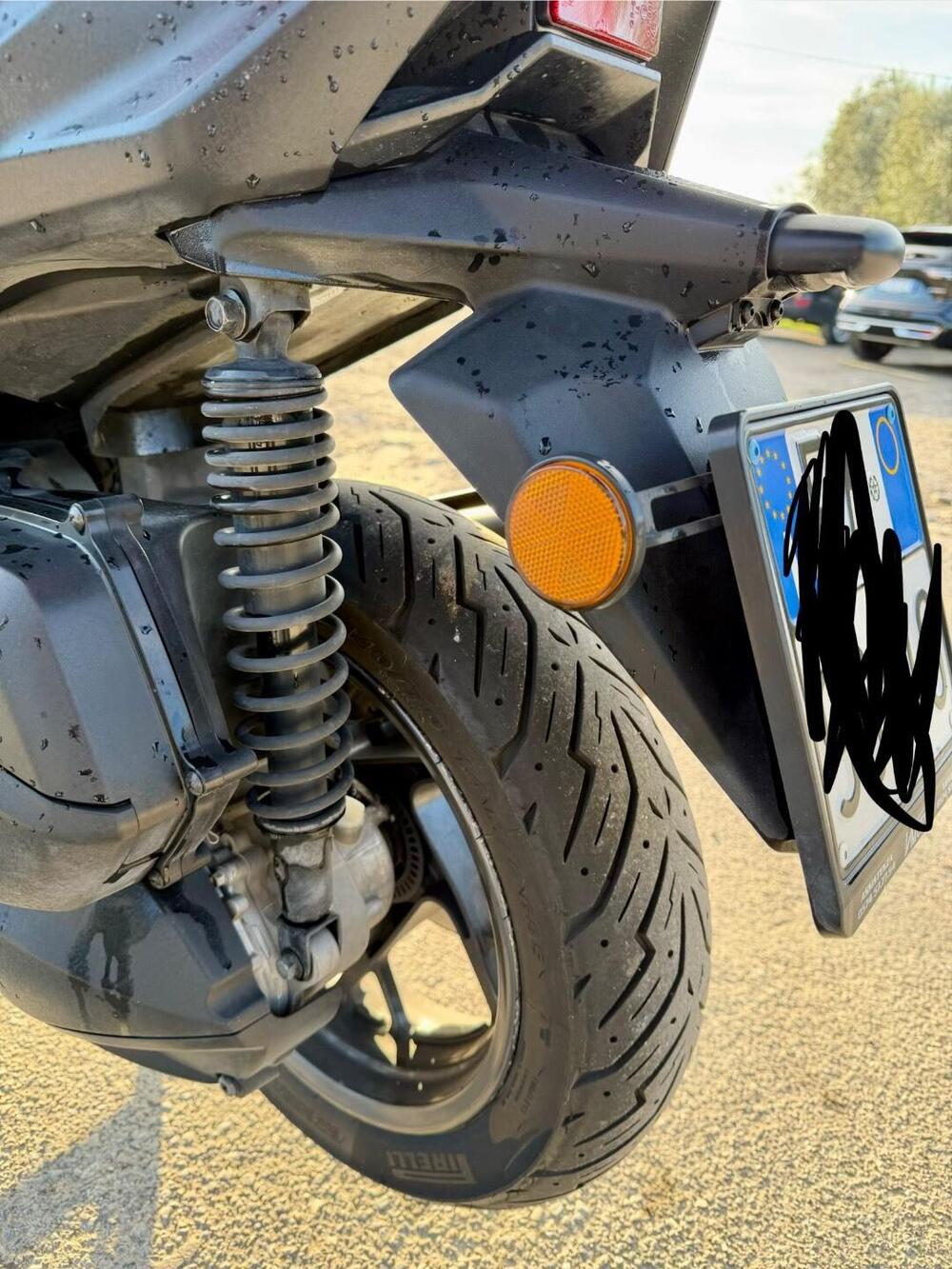 Yamaha X-Max 300 Tech Max (2021 - 24) (8)