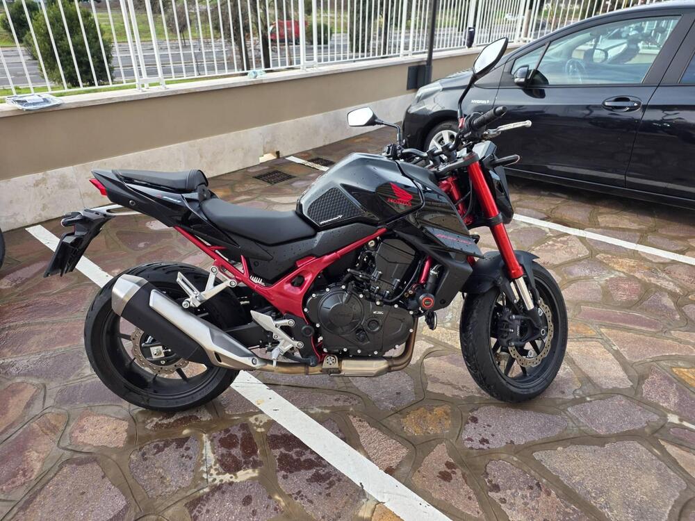 Honda CB 750 Hornet (2023 - 24) (2)