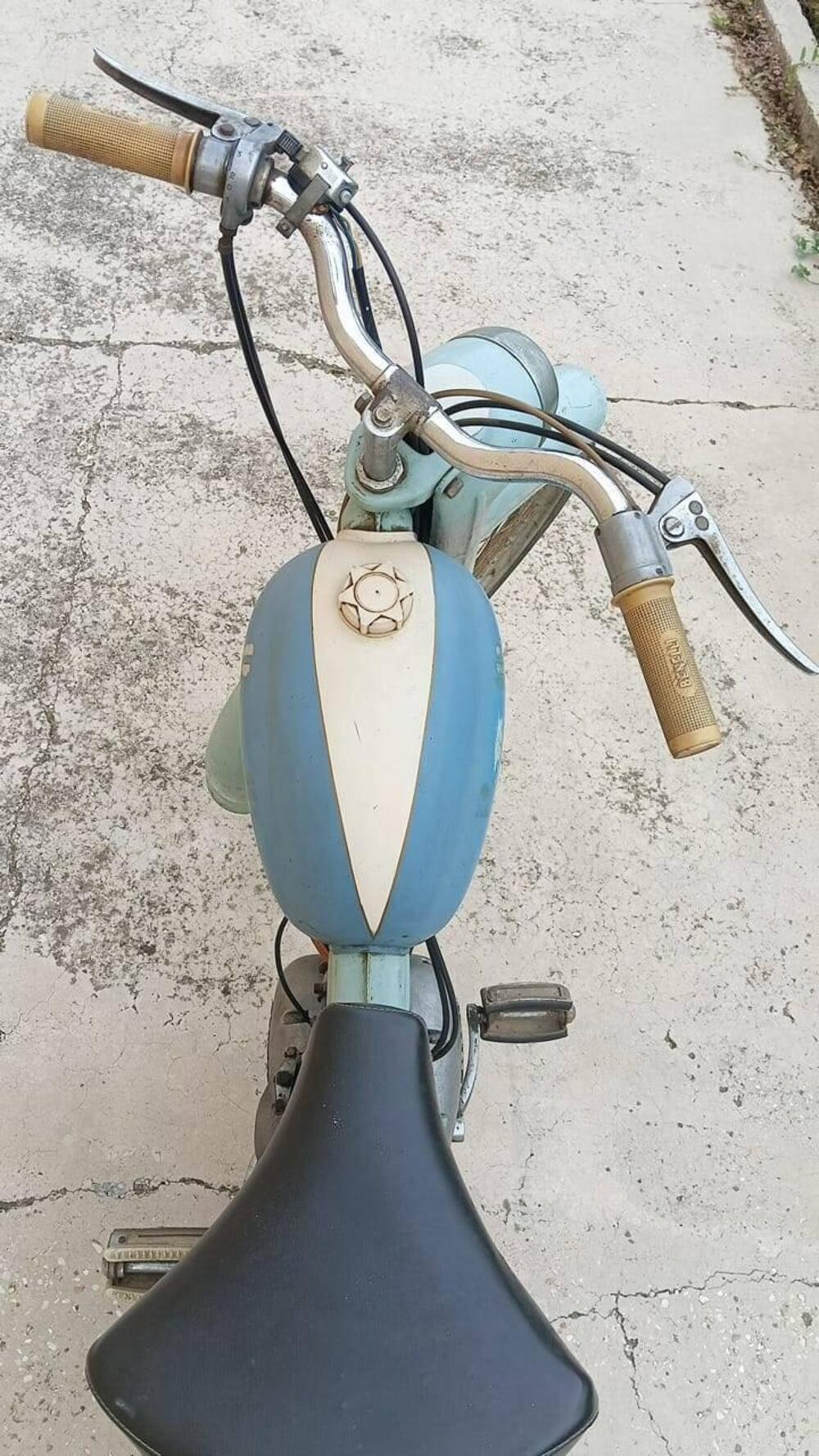 Benelli 3 Marce 50cc (6)