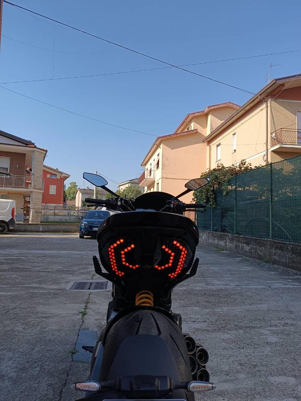 Ducati Diavel V4 (2023 - 26) (3)