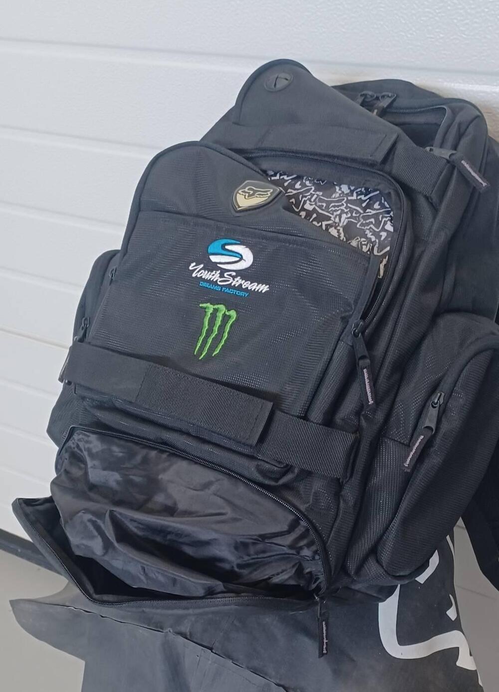 Zaino originale Fox monster (5)