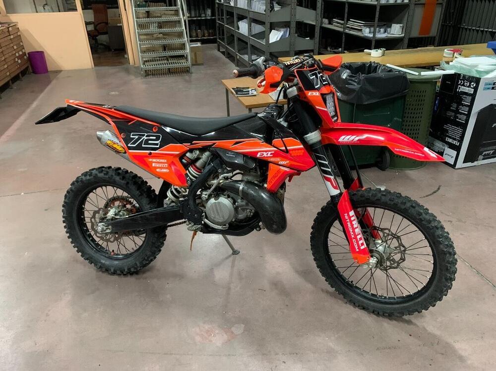 KTM 250 EXC E (2017) (2)