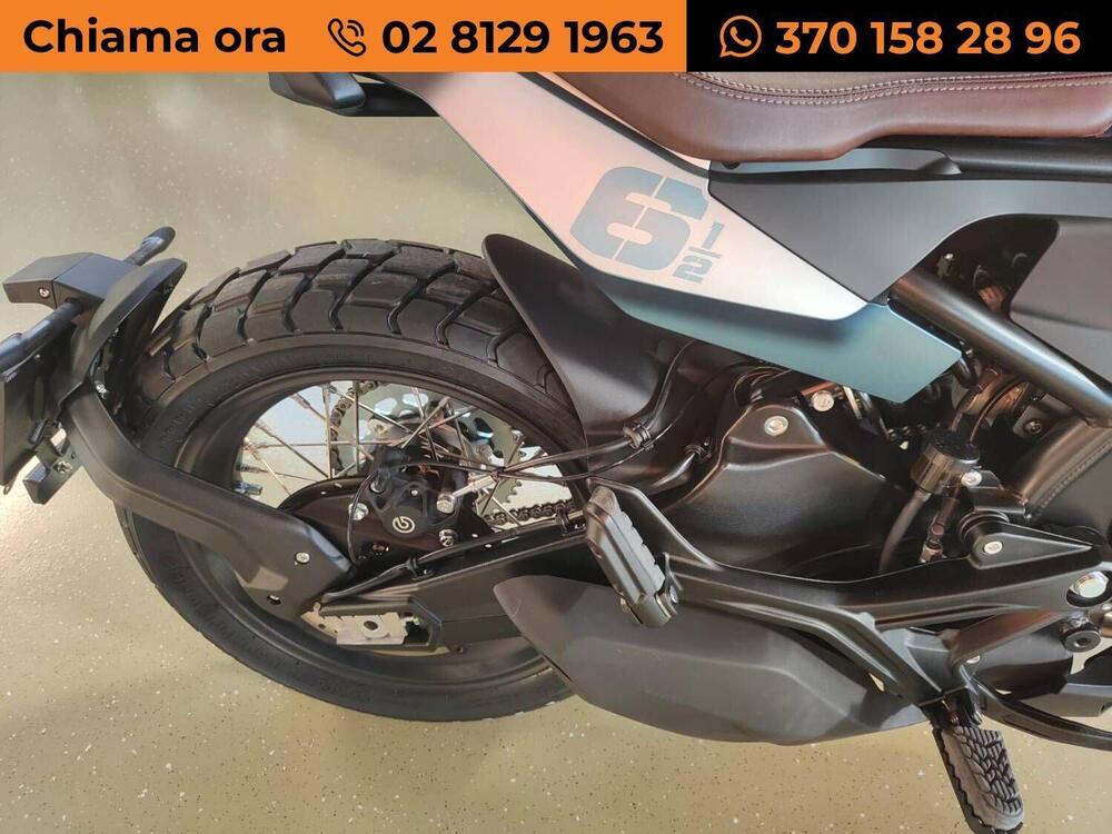 Moto Morini SEIEMMEZZO SCR (2022 - 26) (9)