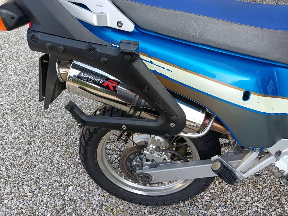 Suzuki DR Big 800 S (2)