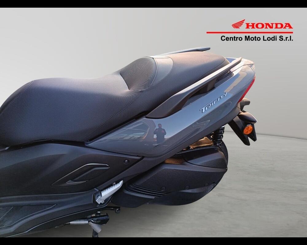 Yamaha Tricity 300 (2021 - 24) (6)