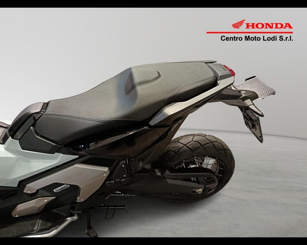 Honda X-ADV 750 DCT Adventure (2021 - 24) (6)